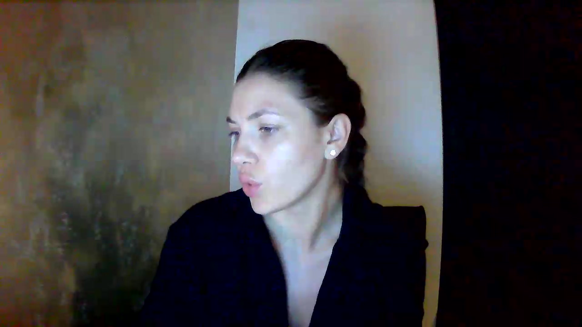 Gallery image thumbnail from GreenKittyy's myfreecams stream on, 08/04/2026, 24:03 image 13 of 20