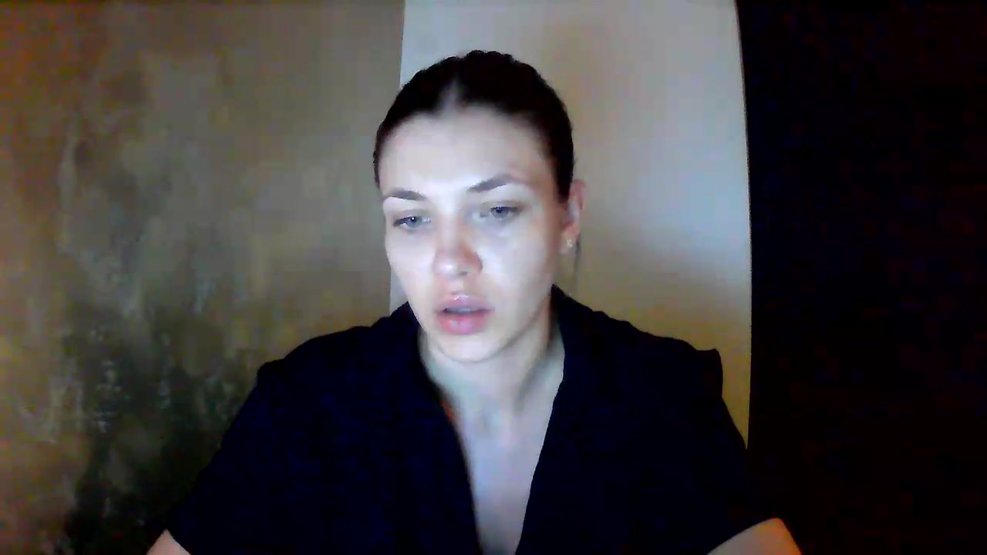 Gallery image thumbnail from GreenKittyy's myfreecams stream on, 08/04/2026, 24:03 image 11 of 20