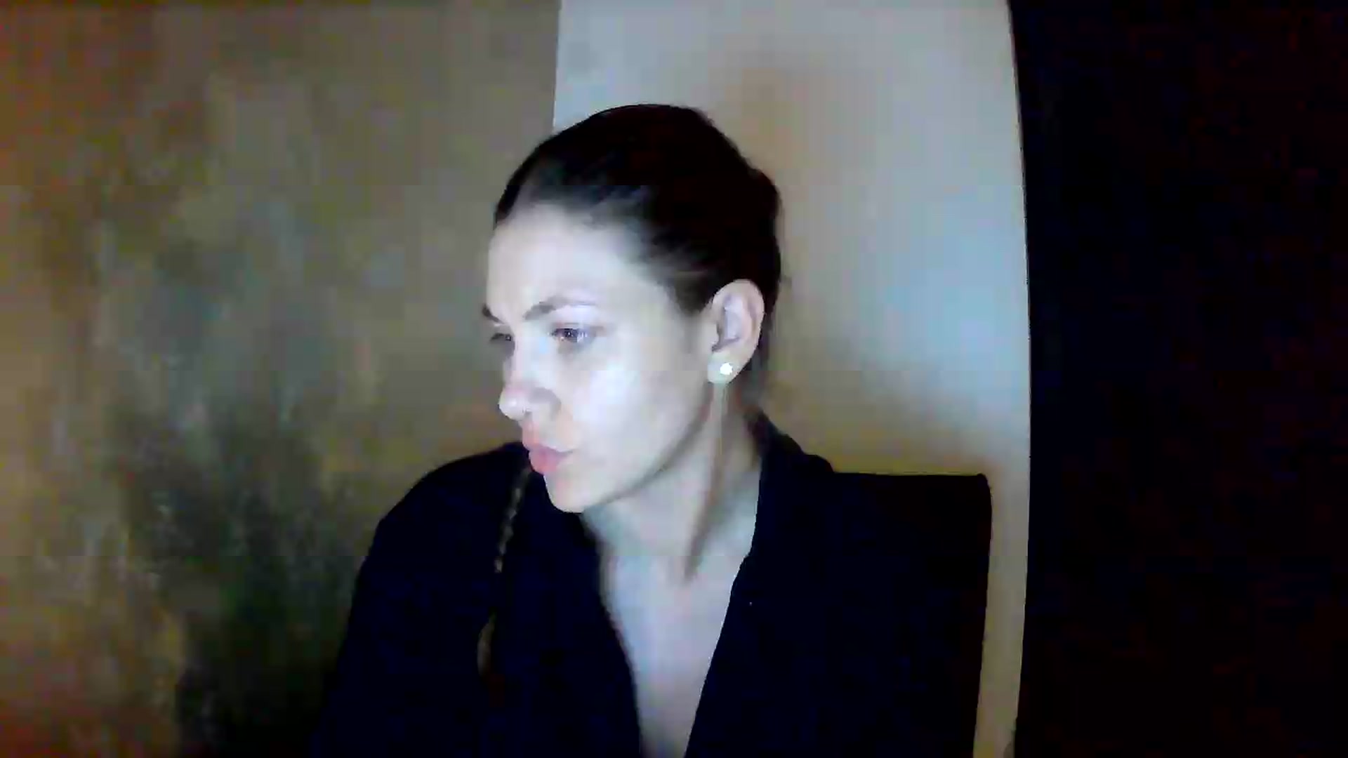 Gallery image thumbnail from GreenKittyy's myfreecams stream on, 08/04/2026, 24:03 image 2 of 20