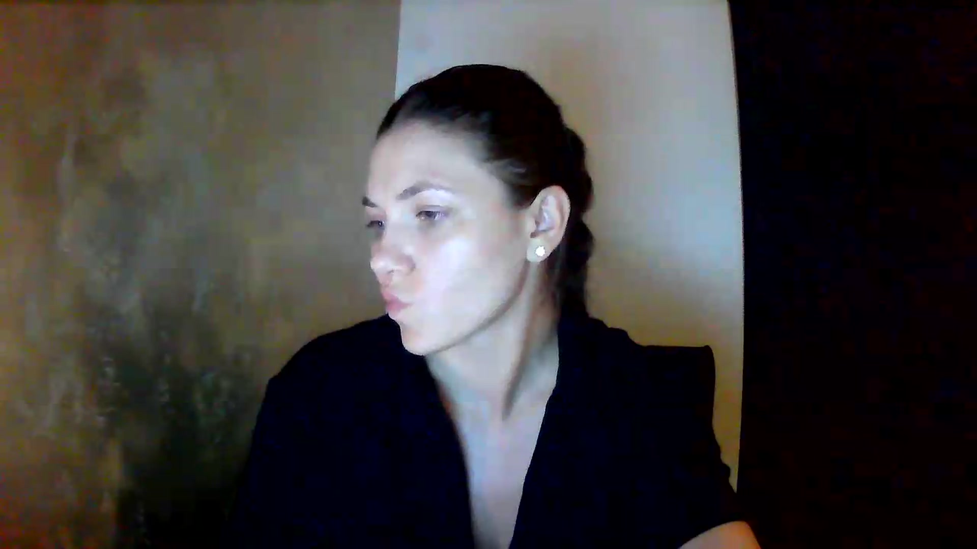Gallery image thumbnail from GreenKittyy's myfreecams stream on, 08/04/2026, 24:03 image 12 of 20