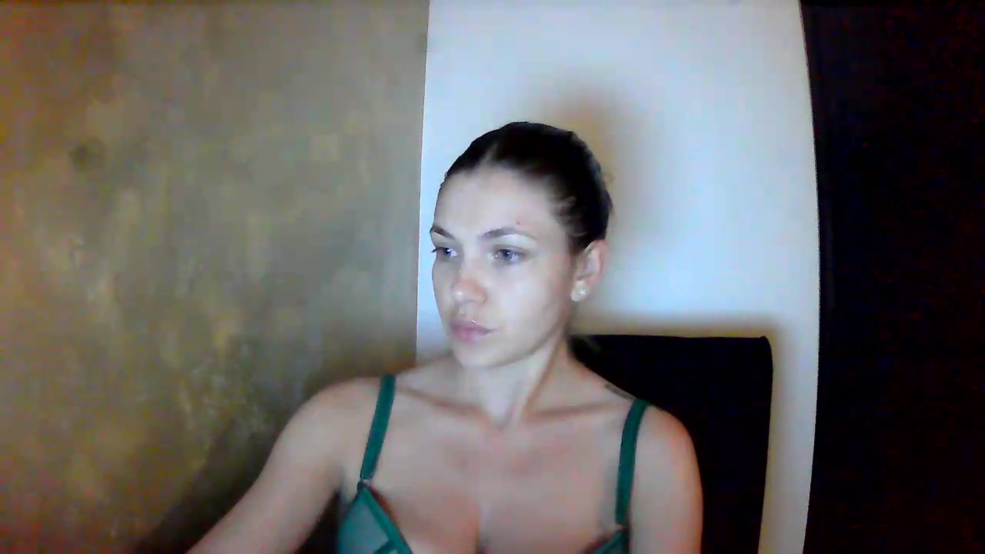 Gallery image thumbnail from GreenKittyy's myfreecams stream on, 08/05/2026, 24:08 image 7 of 20