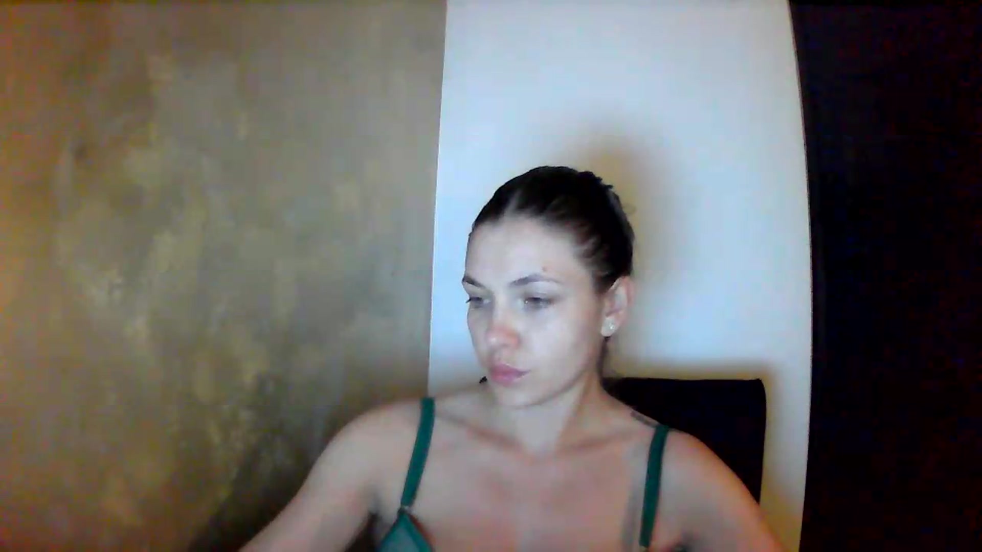 Gallery image thumbnail from GreenKittyy's myfreecams stream on, 08/05/2026, 24:08 image 3 of 20