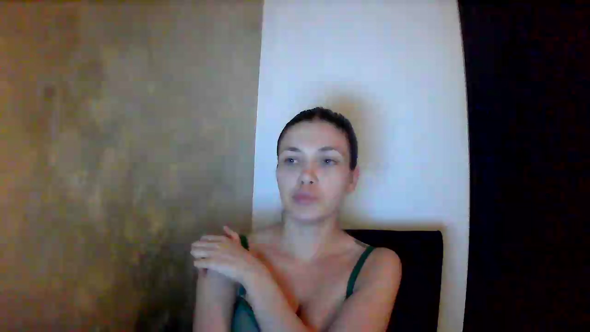 Gallery image thumbnail from GreenKittyy's myfreecams stream on, 08/05/2026, 24:44 image 1 of 20