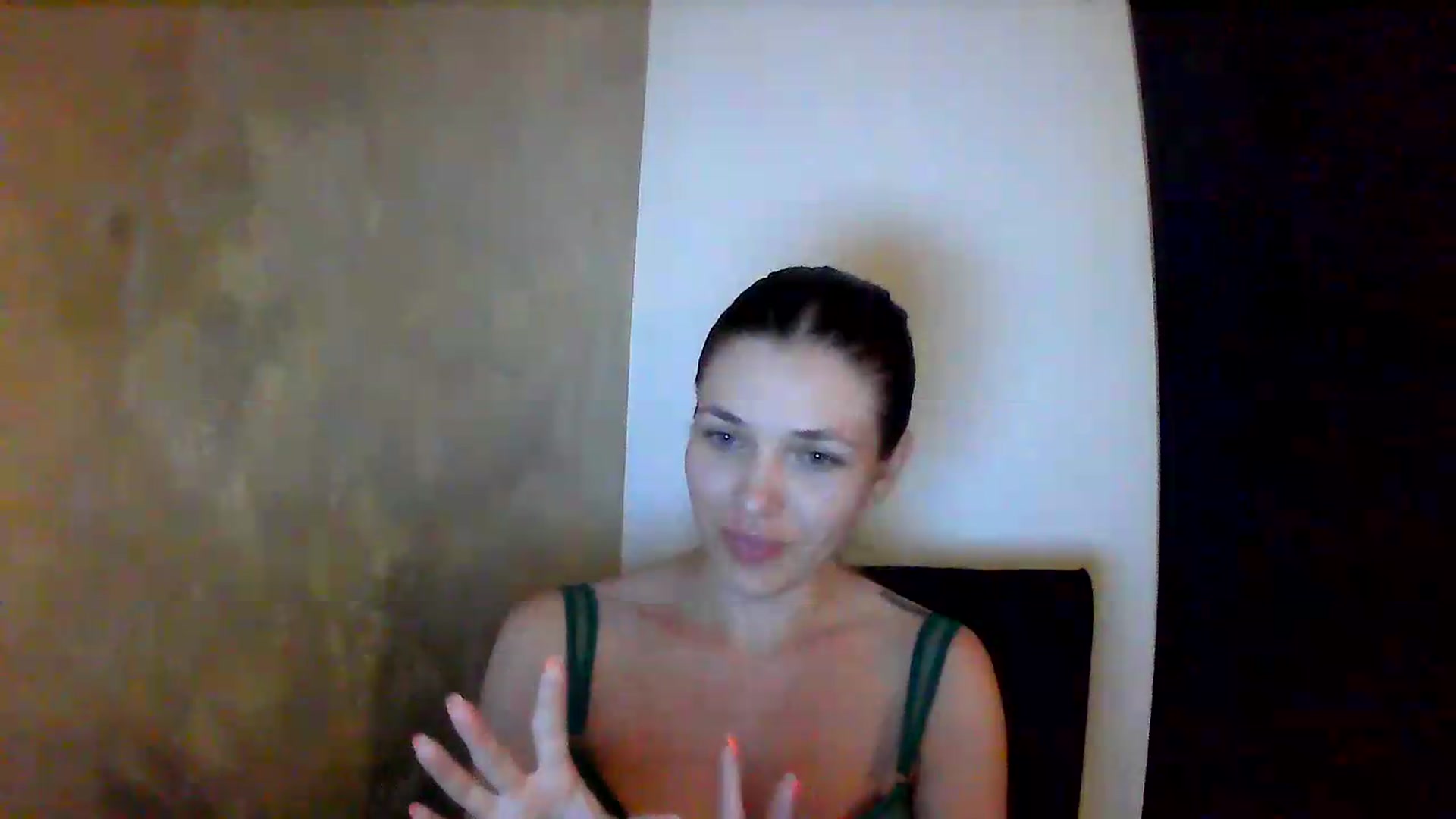 Gallery image thumbnail from GreenKittyy's myfreecams stream on, 08/05/2026, 24:44 image 7 of 20