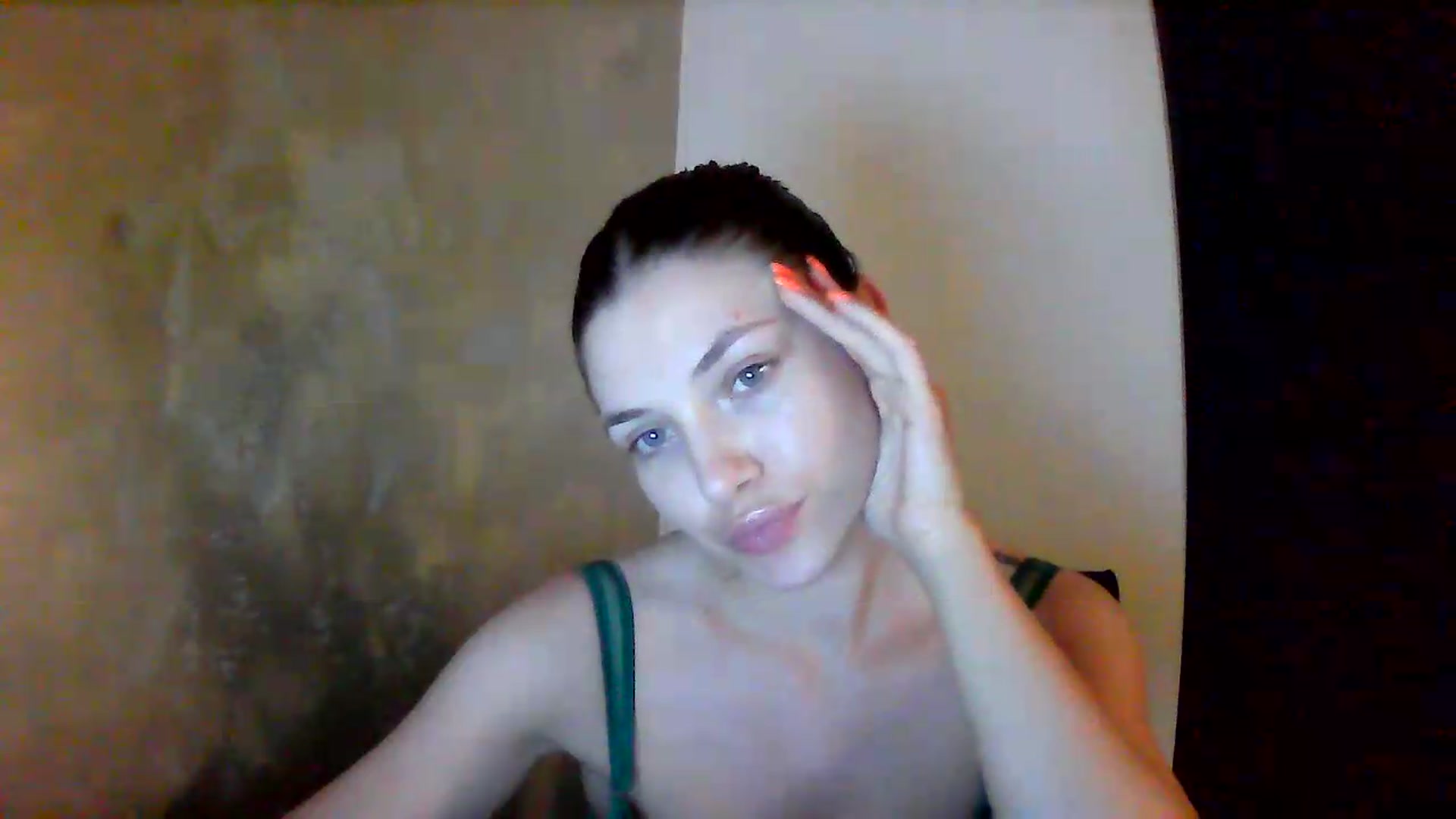 Gallery image thumbnail from GreenKittyy's myfreecams stream on, 08/05/2026, 24:44 image 11 of 20