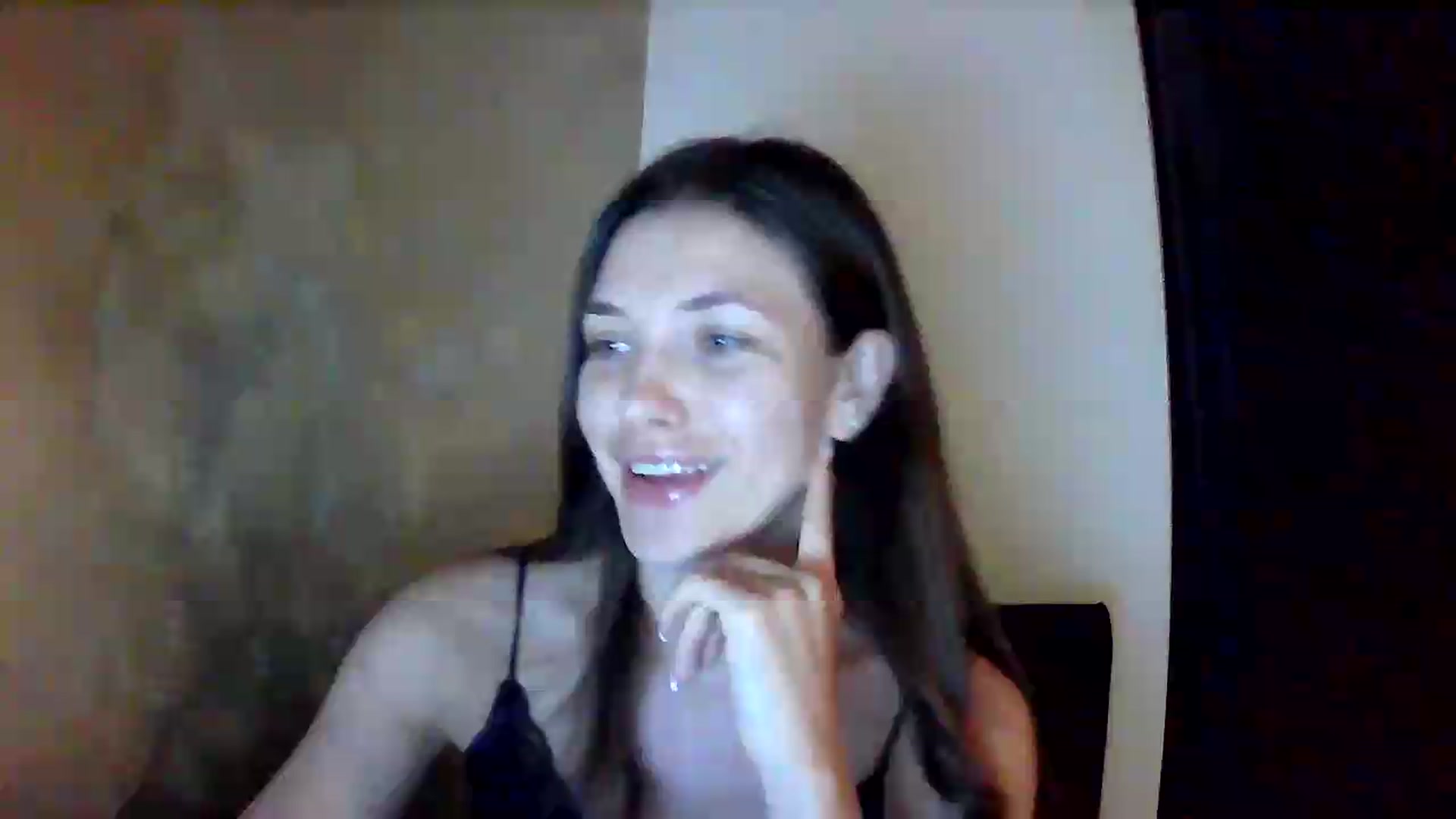 Gallery image thumbnail from GreenKittyy's myfreecams stream on, 08/10/2026, 24:33 image 11 of 20