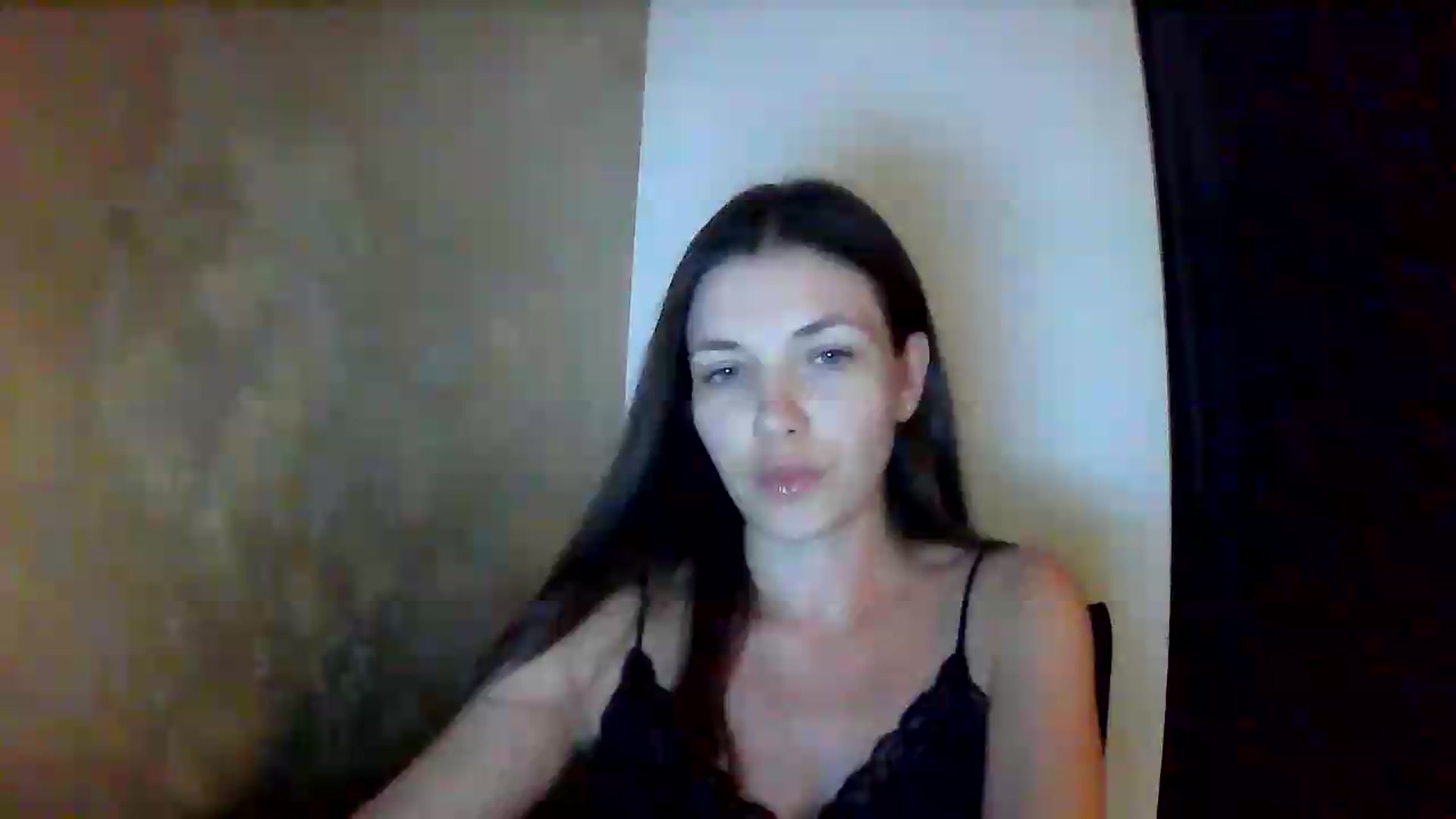 Gallery image thumbnail from GreenKittyy's myfreecams stream on, 08/10/2026, 24:33 image 1 of 20