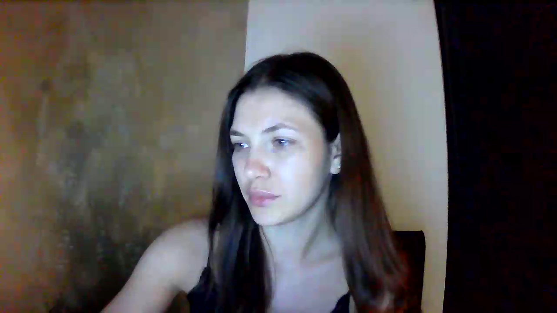 Gallery image thumbnail from GreenKittyy's myfreecams stream on, 08/10/2026, 24:33 image 16 of 20