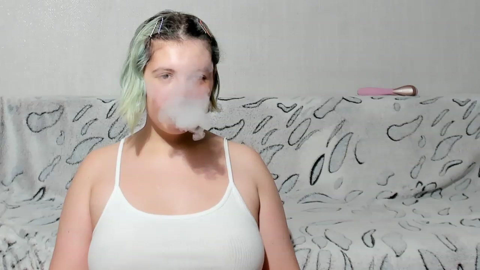 Gallery image thumbnail from Green_Kira's myfreecams stream on, 08/01/2023, 10:32 image 11 of 20
