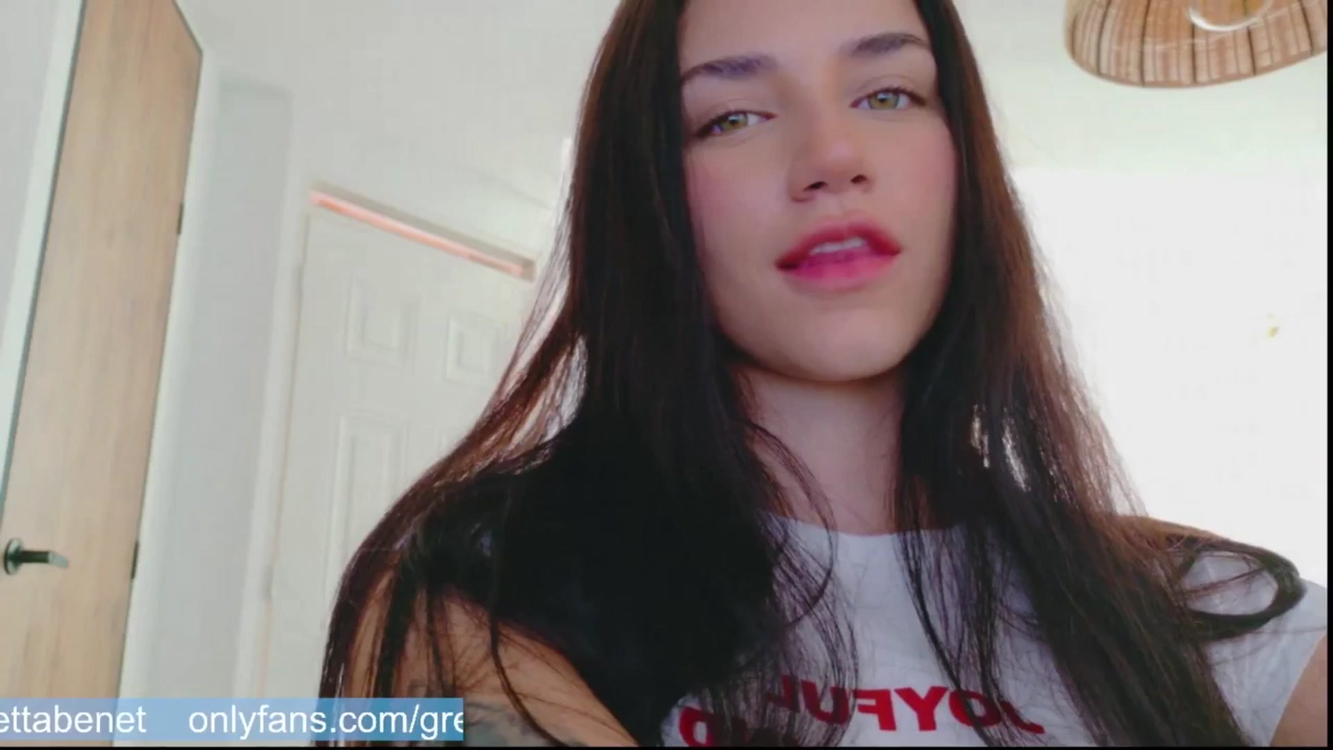 Gallery image thumbnail from GrettaBenett's myfreecams stream on, 02/09/2026, 22:19 image 8 of 20
