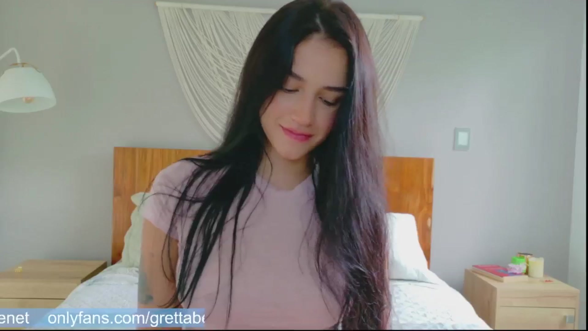 Gallery image thumbnail from GrettaBenett's myfreecams stream on, 03/12/2026, 22:58 image 9 of 20