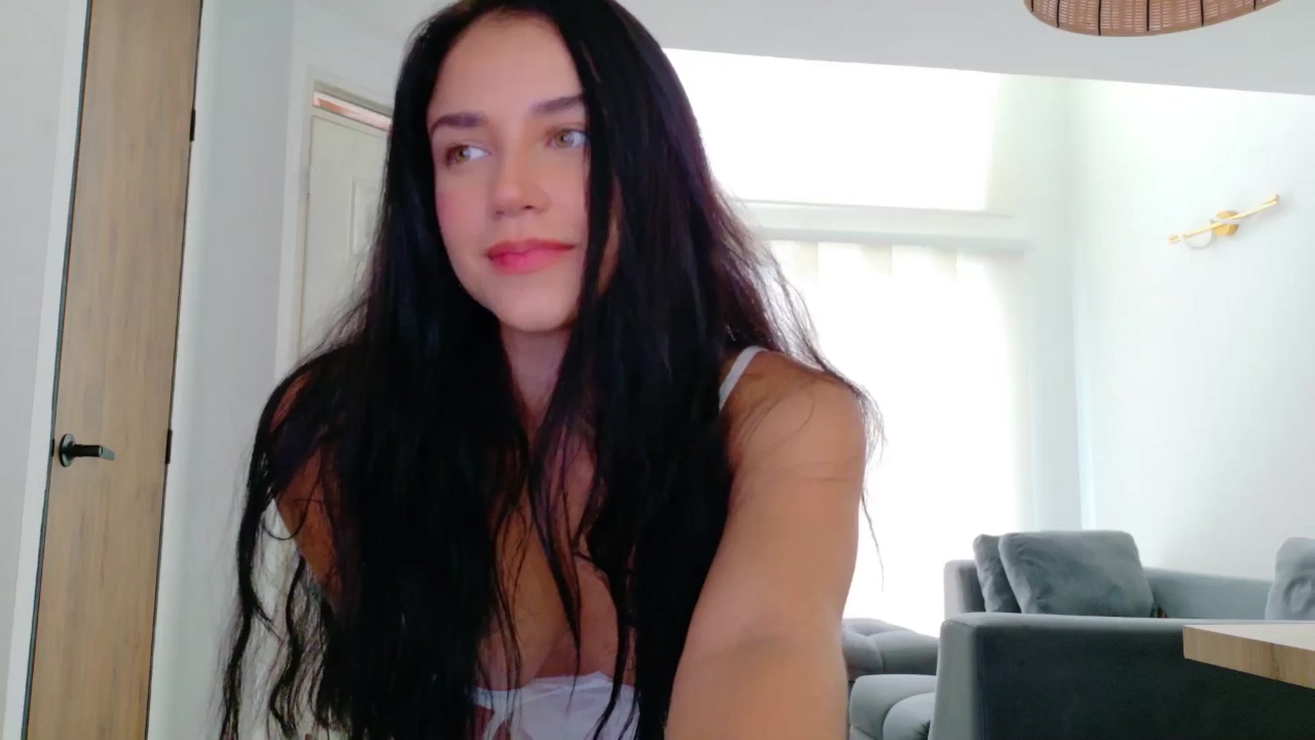 Gallery image thumbnail from GrettaBenett's myfreecams stream on, 03/18/2026, 22:07 image 19 of 20