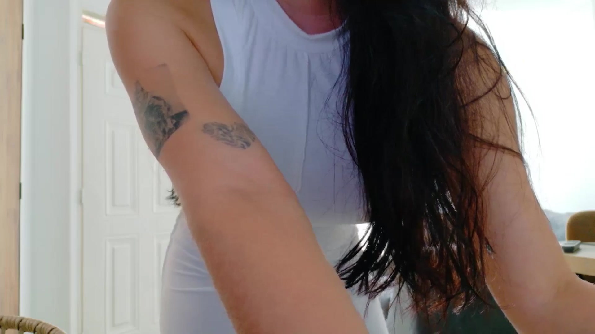 Gallery image thumbnail from GrettaBenett's myfreecams stream on, 03/22/2026, 21:52 image 3 of 20