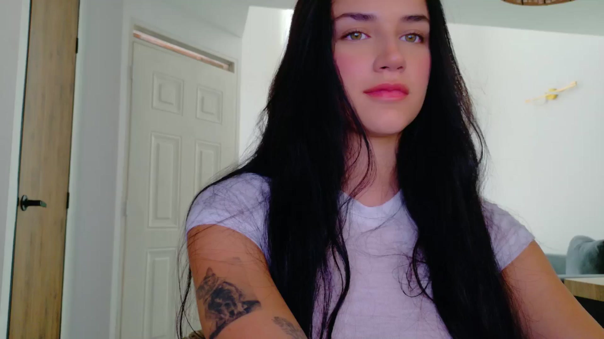 Gallery image thumbnail from GrettaBenett's myfreecams stream on, 03/30/2026, 22:16 image 13 of 20