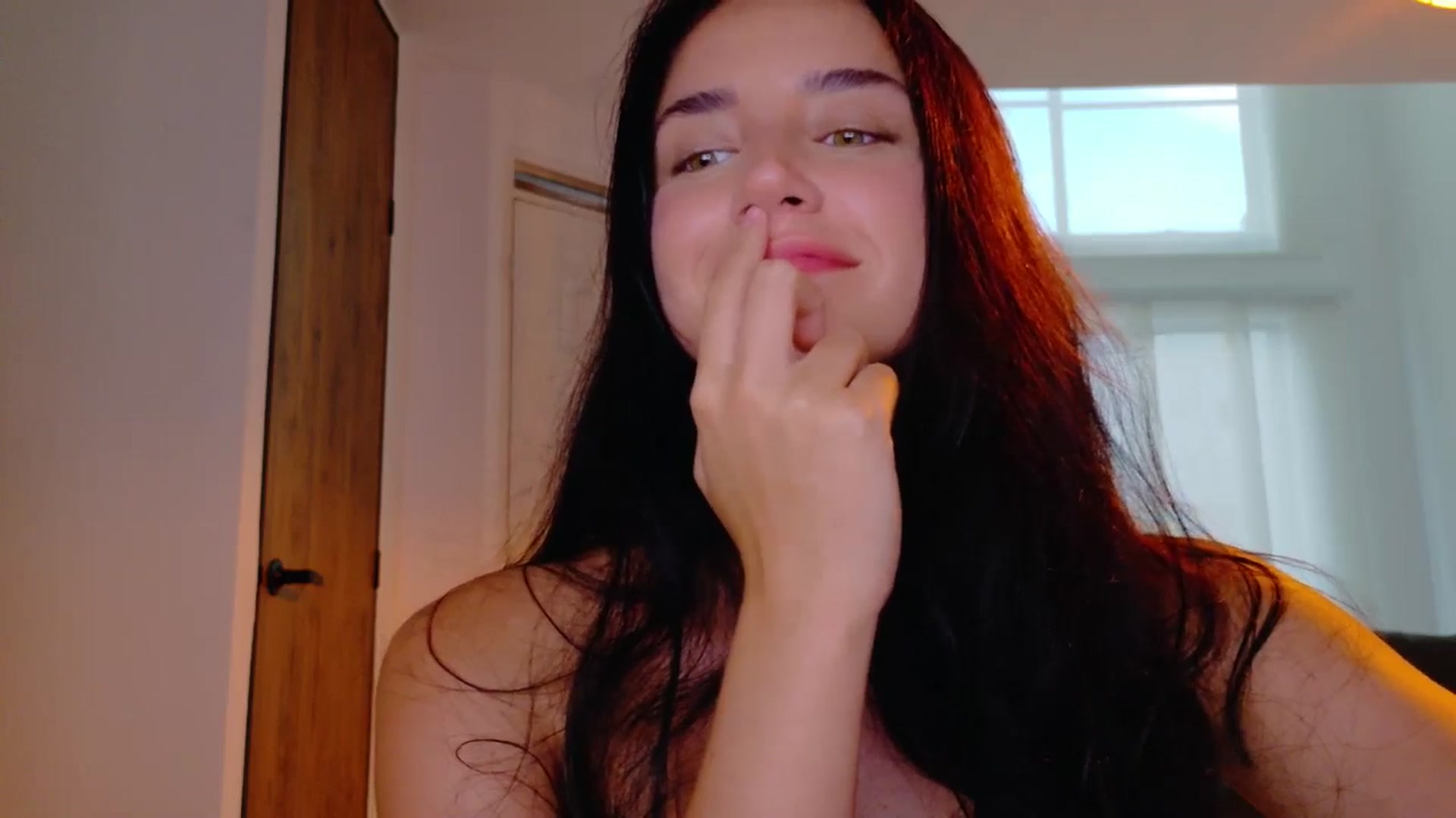 Gallery image thumbnail from GrettaBenett's myfreecams stream on, 04/02/2026, 23:08 image 15 of 20
