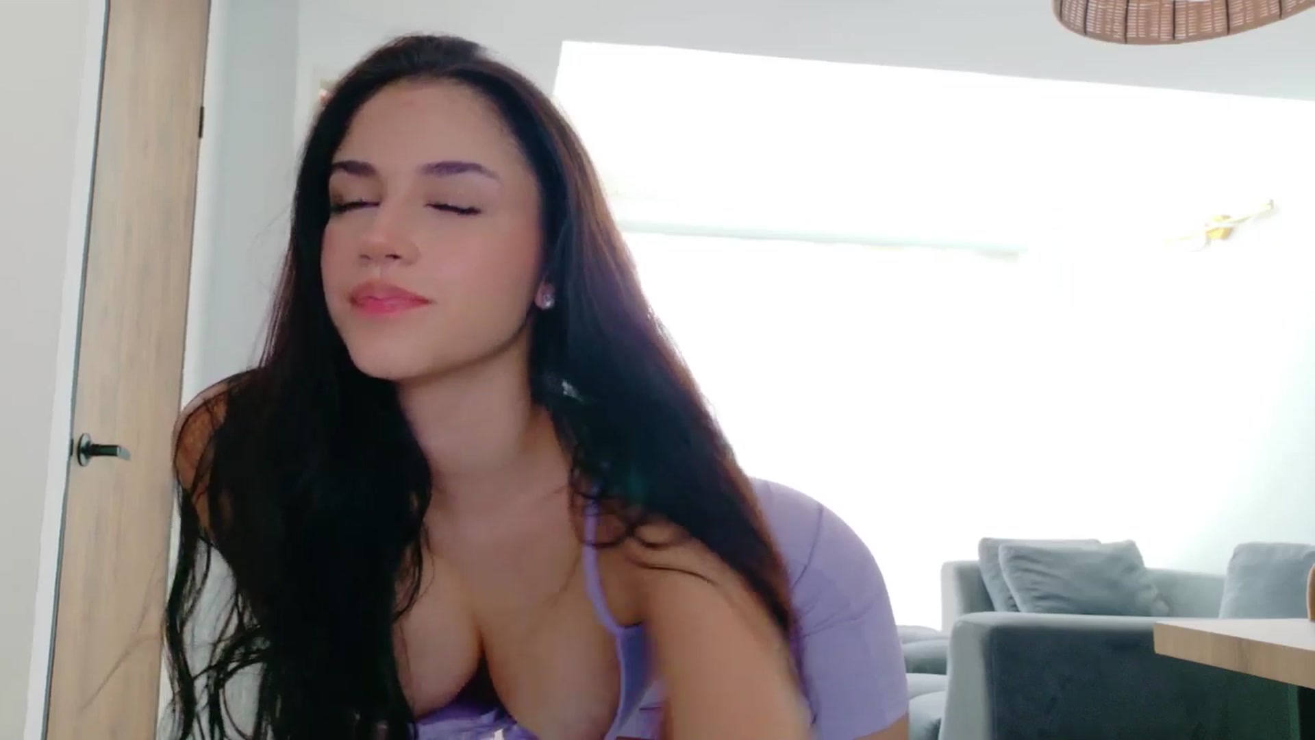 Gallery image thumbnail from GrettaBenett's myfreecams stream on, 04/14/2026, 21:32 image 3 of 20