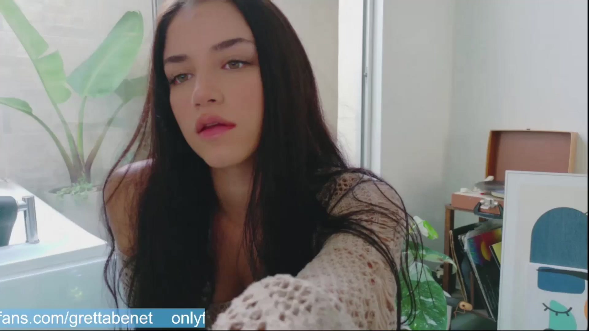 Gallery image thumbnail from GrettaBenett's myfreecams stream on, 04/22/2026, 21:20 image 2 of 20