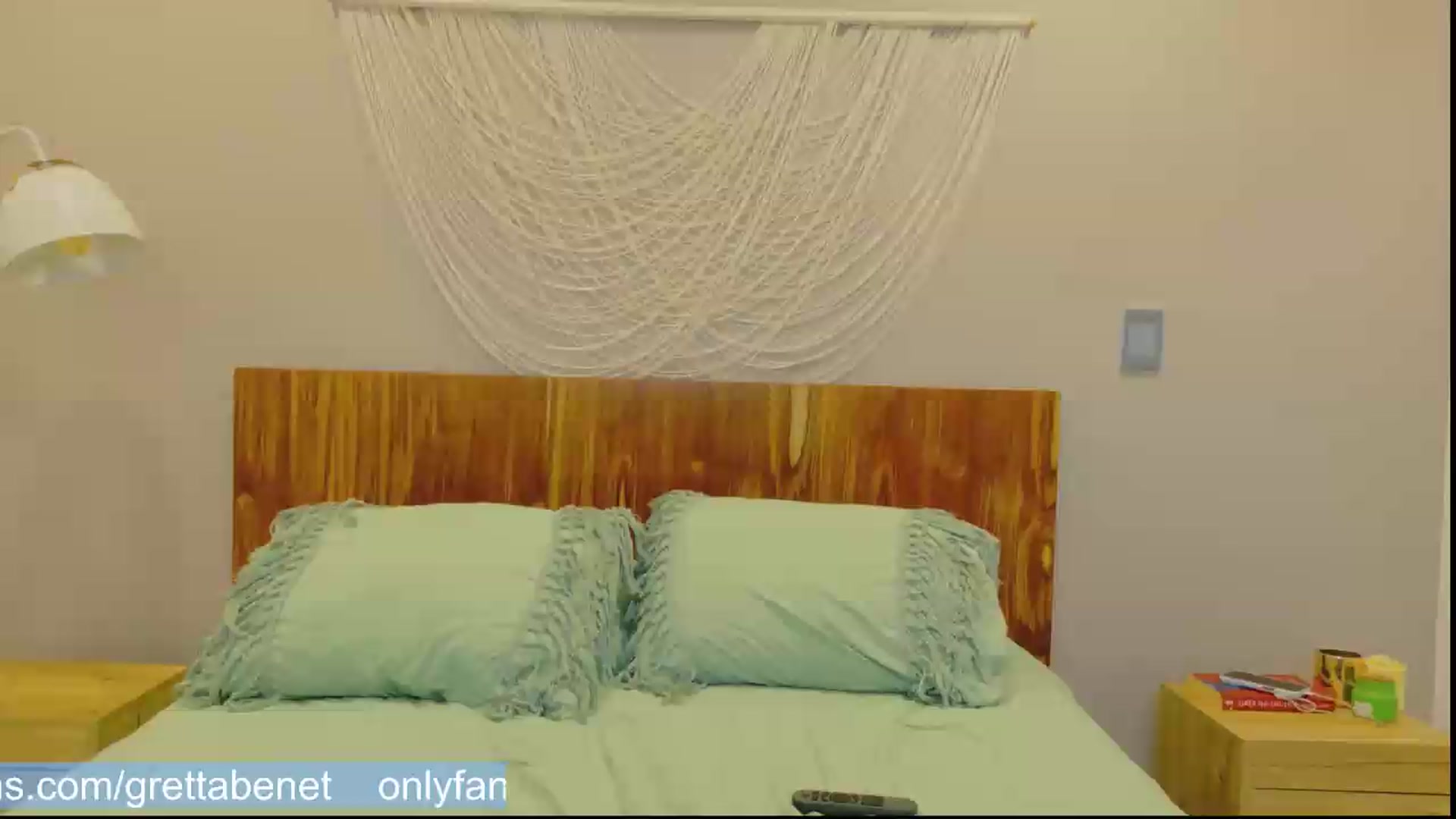 Gallery image thumbnail from GrettaBenett's myfreecams stream on, 05/23/2026, 24:15 image 6 of 20