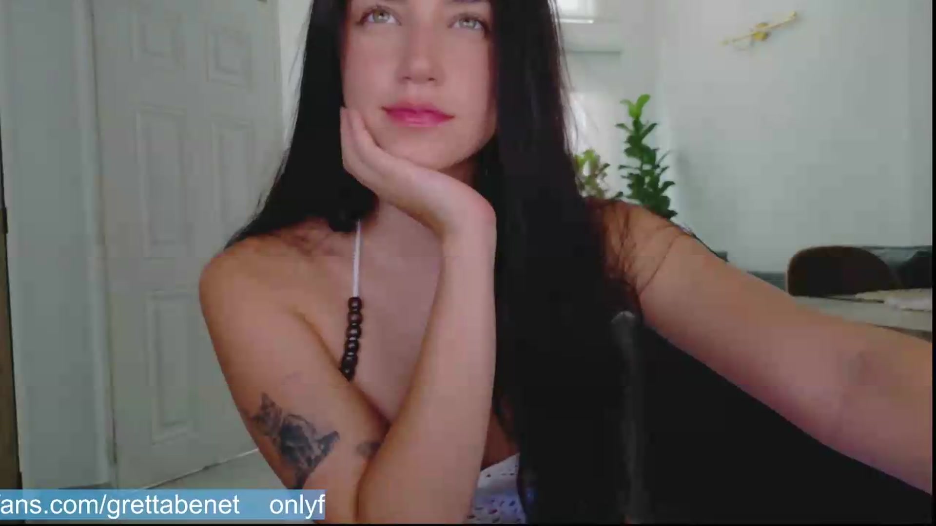 Gallery image thumbnail from GrettaBenett's myfreecams stream on, 06/02/2026, 22:17 image 12 of 20