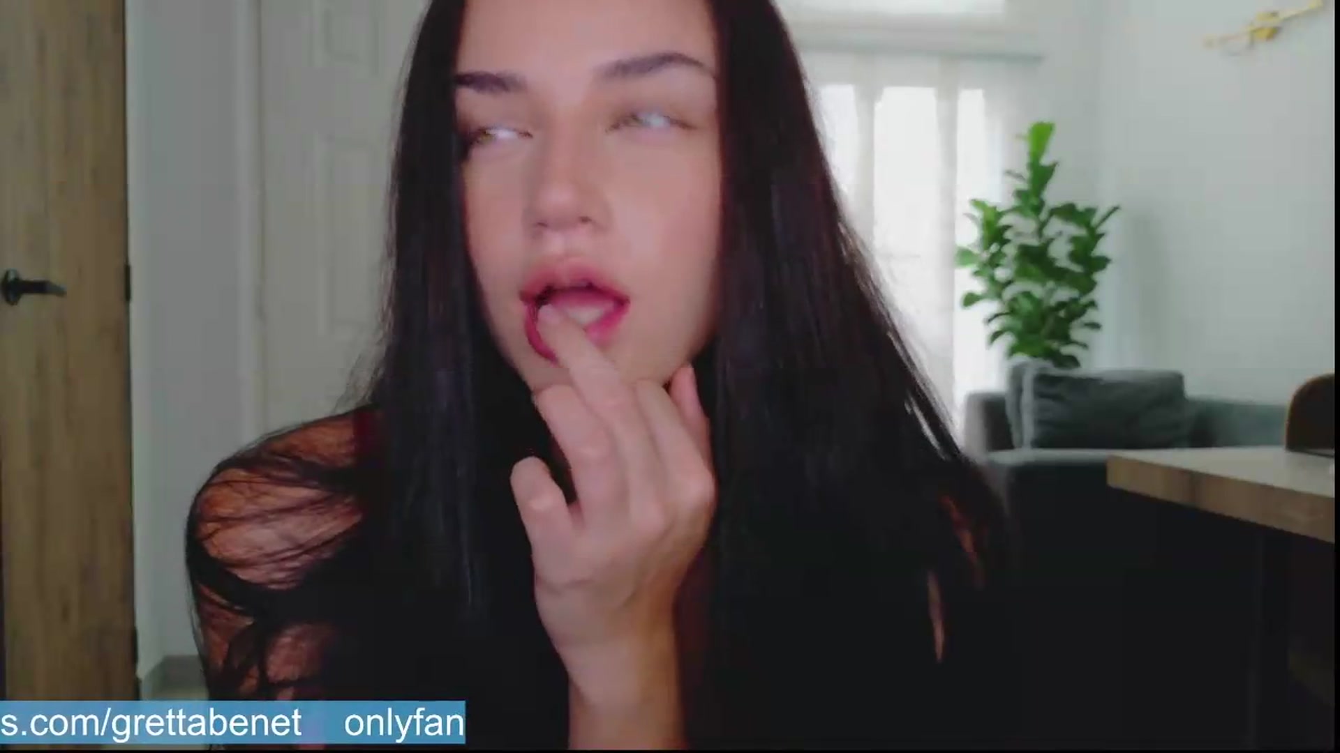 Gallery image thumbnail from GrettaBenett's myfreecams stream on, 06/07/2026, 20:57 image 20 of 20