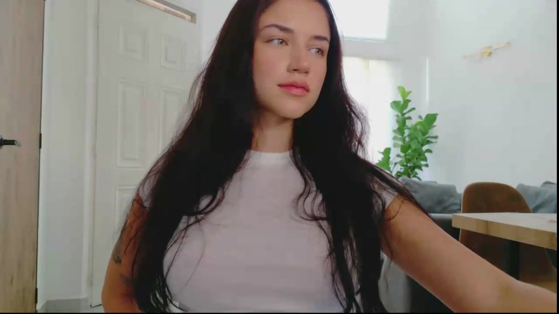Gallery image thumbnail from GrettaBenett's myfreecams stream on, 06/11/2026, 21:18 image 10 of 20