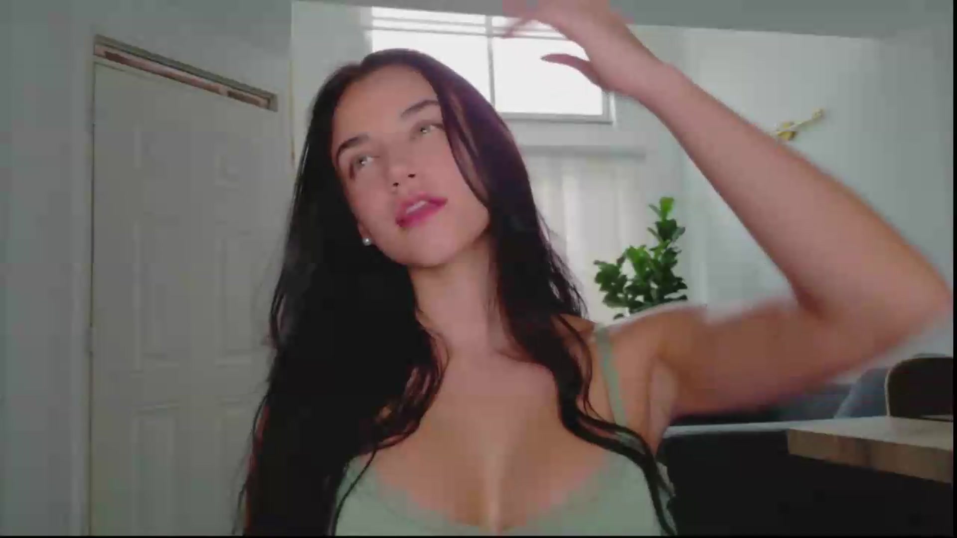 Gallery image thumbnail from GrettaBenett's myfreecams stream on, 07/27/2026, 23:06 image 20 of 20