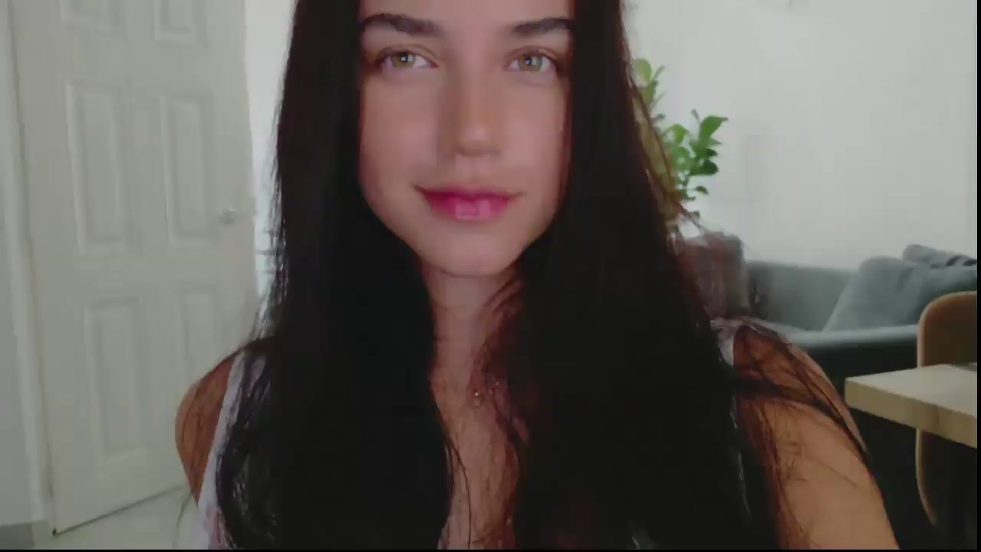 Gallery image thumbnail from GrettaBenett's myfreecams stream on, 09/07/2026, 21:22 image 6 of 20