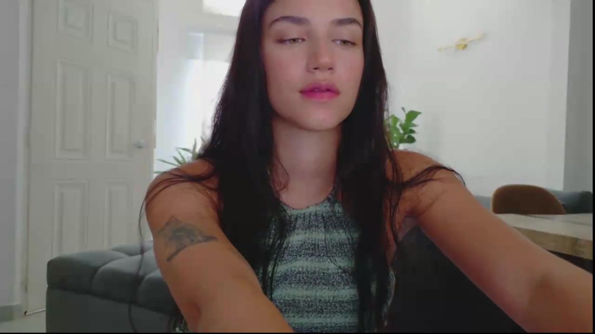 Gallery image thumbnail from GrettaBenett's myfreecams stream on, 09/09/2026, 22:14 image 6 of 20