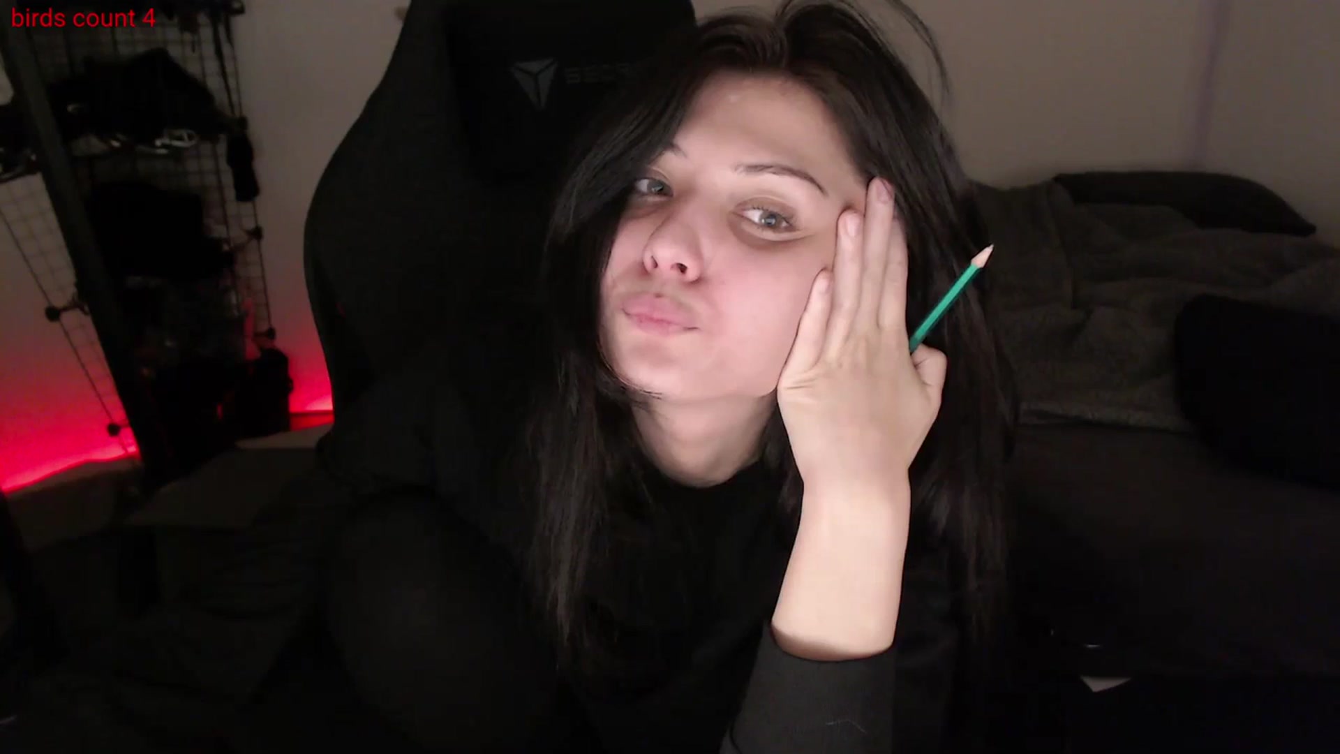 Gallery image thumbnail from GrimPie's myfreecams stream on, 06/16/2023, 07:16 image 18 of 20
