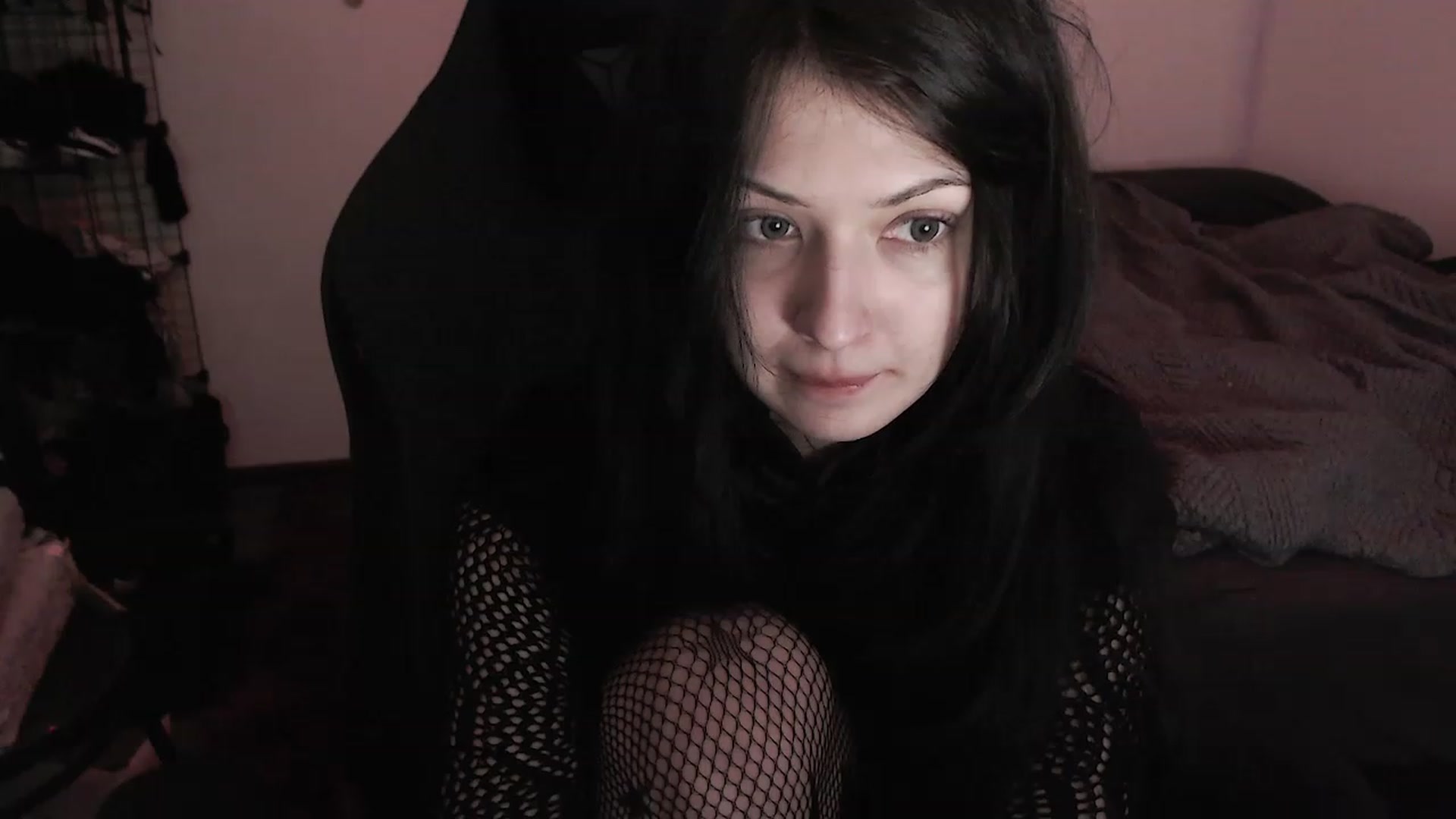 Gallery image thumbnail from GrimPie's myfreecams stream on, 06/24/2023, 04:23 image 17 of 20