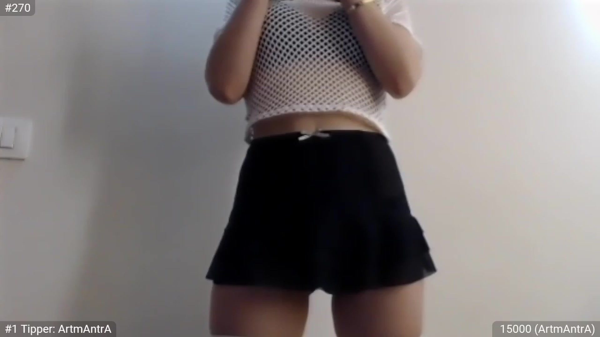 Gallery image thumbnail from GrinchCookie's myfreecams stream on, 12/13/2023, 24:03 image 3 of 20