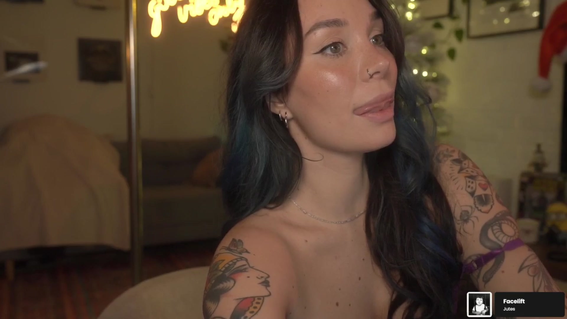 Gallery image thumbnail from Grinch_Vibes's myfreecams stream on, 12/19/2025, 23:59 image 15 of 20