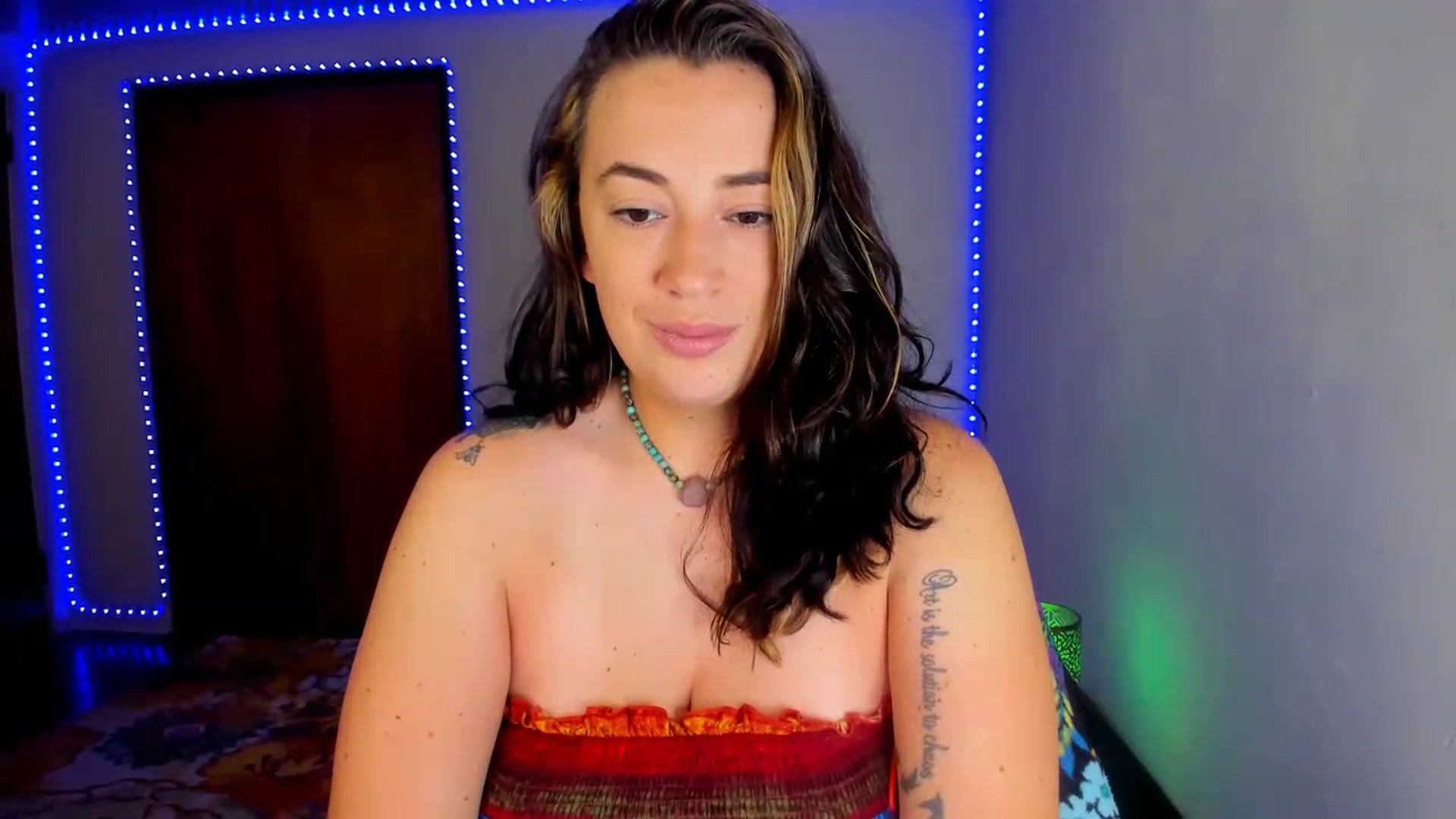 Gallery image thumbnail from GroovyBee's myfreecams stream on, 05/30/2023, 20:41 image 5 of 20