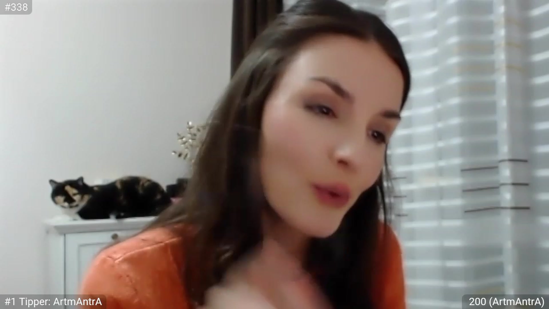 Gallery image thumbnail from GrossGirl's myfreecams stream on, 06/25/2023, 24:06 image 18 of 20