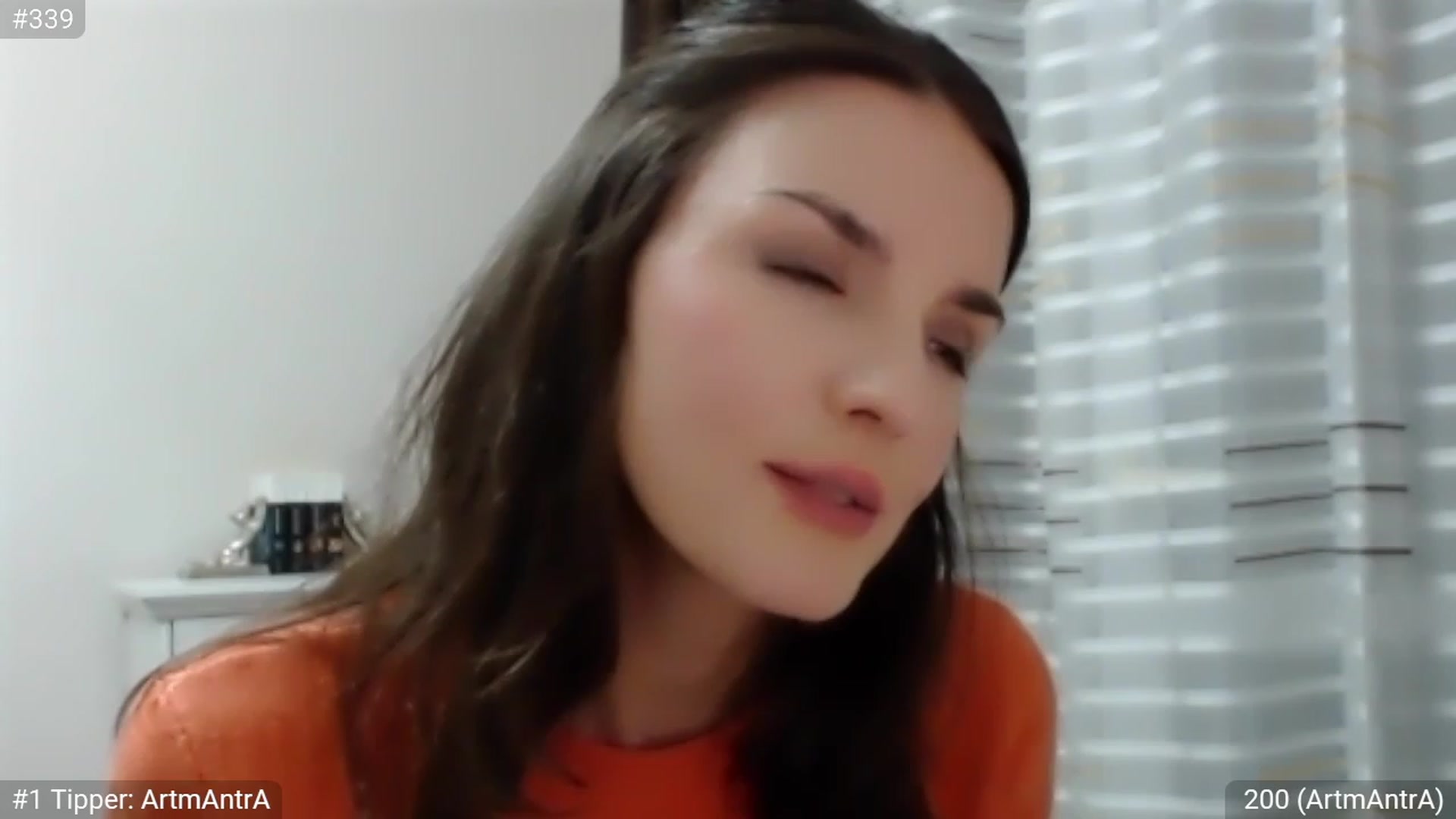 Gallery image thumbnail from GrossGirl's myfreecams stream on, 06/25/2023, 24:06 image 17 of 20