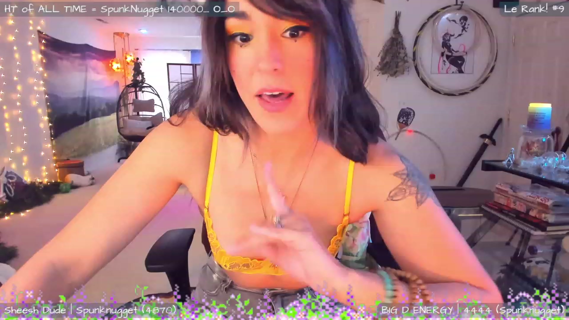 Gallery image thumbnail from GuestWIFI's myfreecams stream on, 02/02/2023, 23:38 image 11 of 20