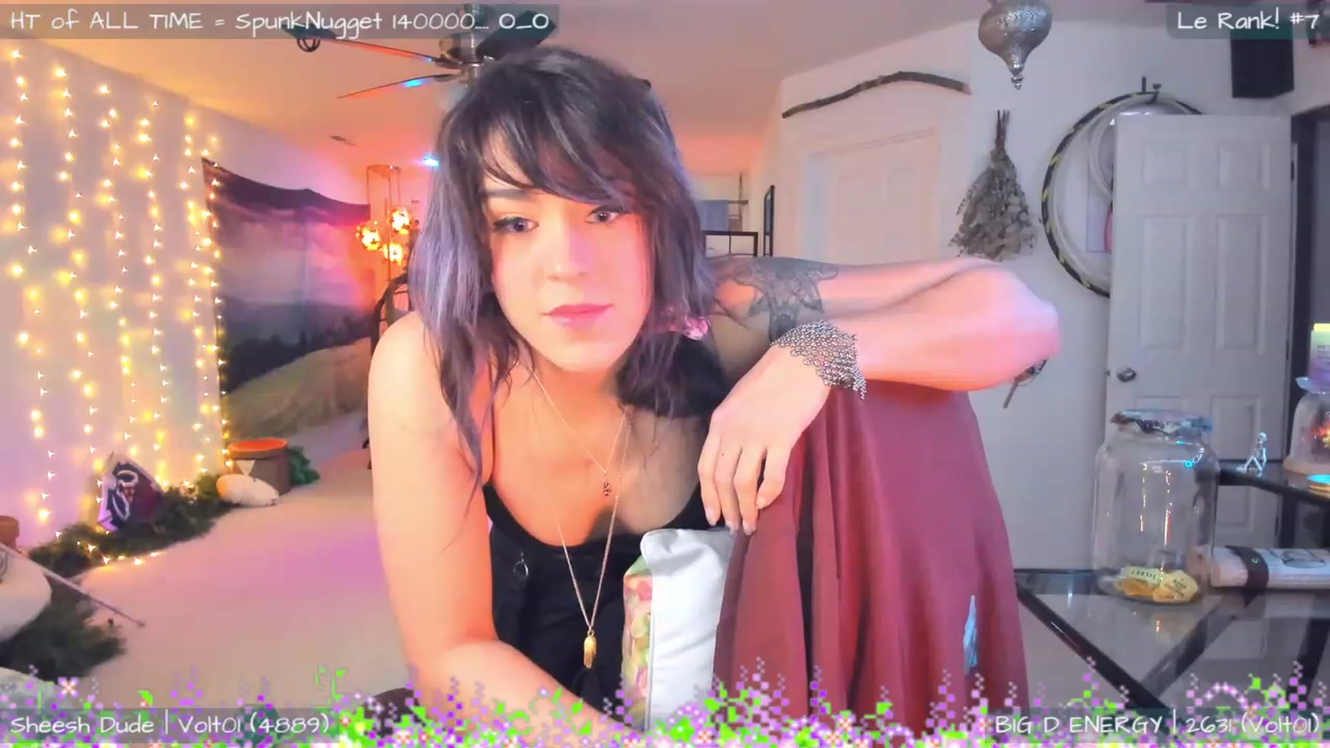 Gallery image thumbnail from GuestWIFI's myfreecams stream on, 02/08/2023, 01:55 image 16 of 20