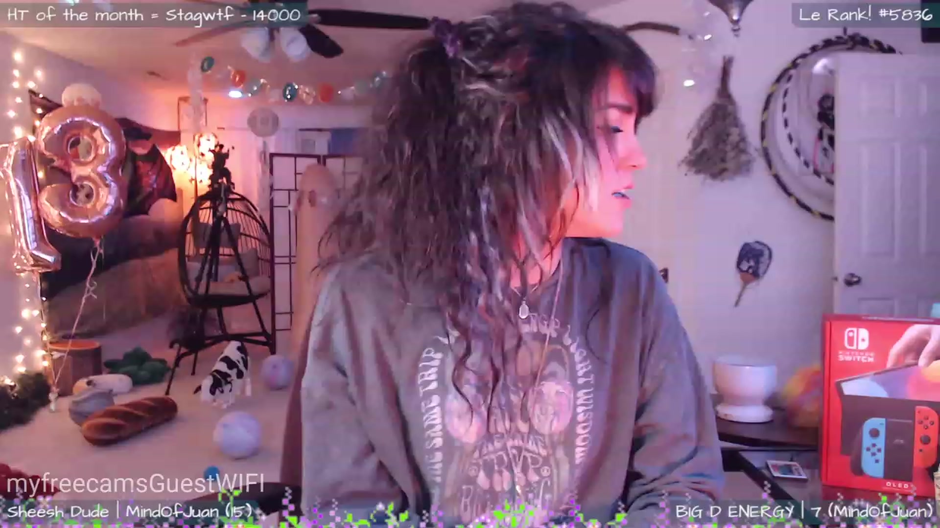 Gallery image thumbnail from GuestWIFI's myfreecams stream on, 03/12/2023, 04:44 image 1 of 20