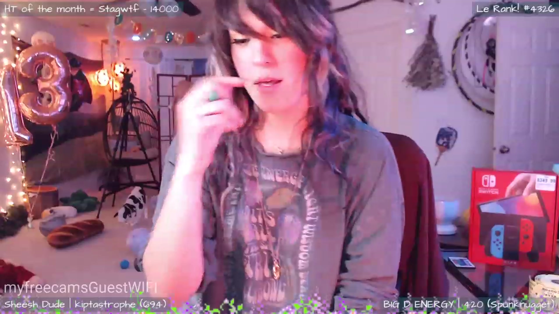 Gallery image thumbnail from GuestWIFI's myfreecams stream on, 03/12/2023, 04:44 image 9 of 20