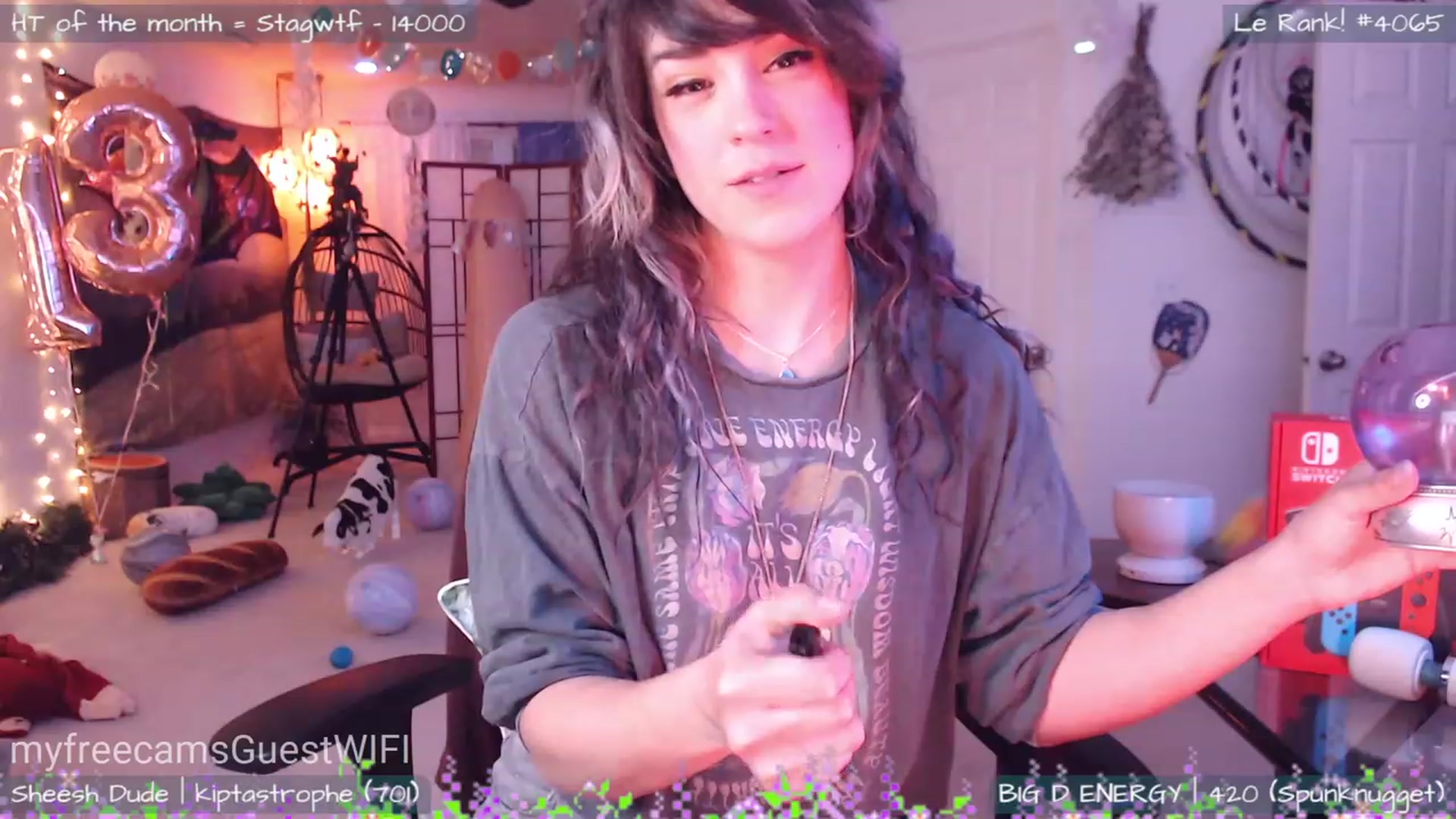 Gallery image thumbnail from GuestWIFI's myfreecams stream on, 03/12/2023, 04:44 image 12 of 20