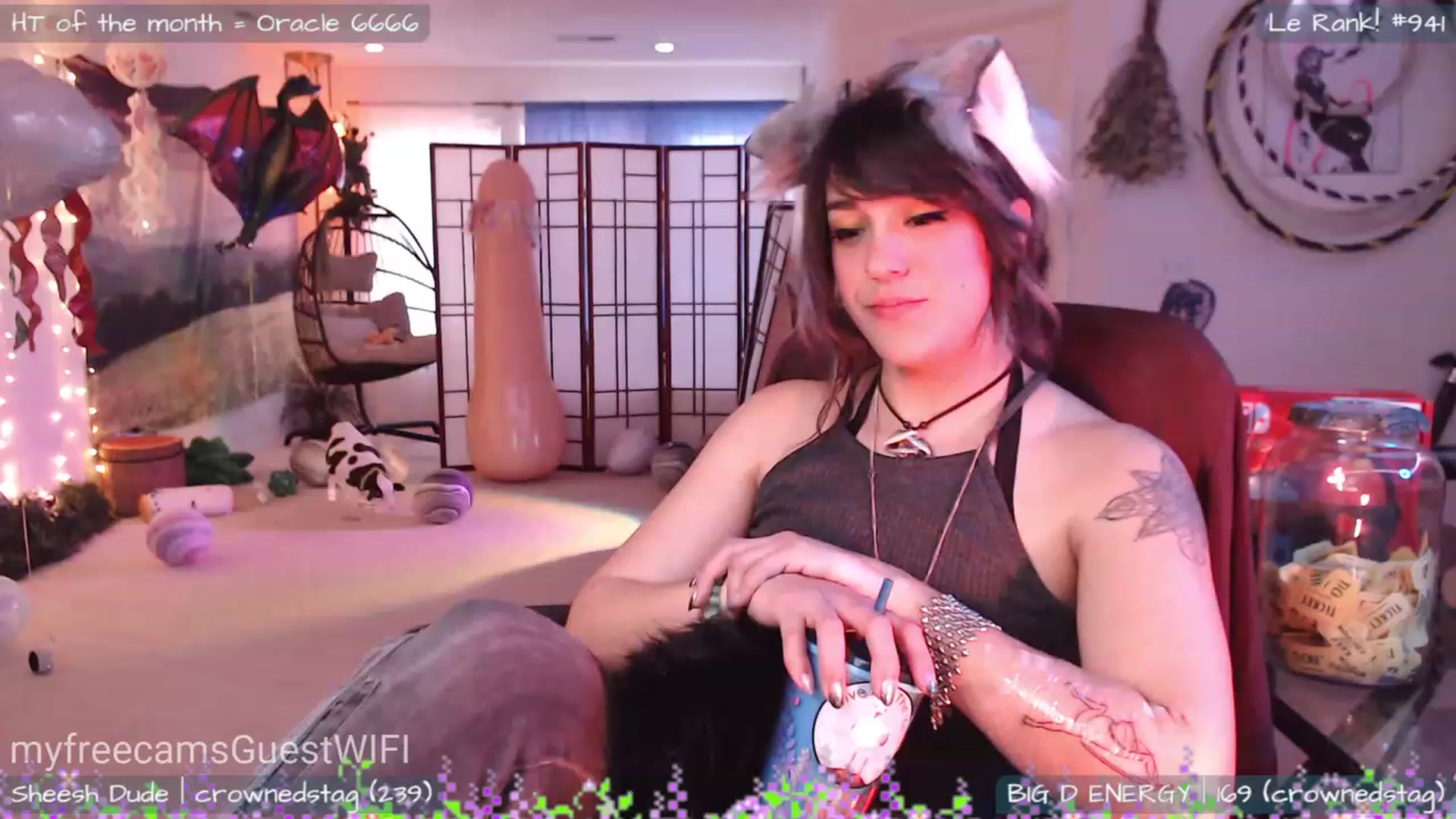 Gallery image thumbnail from GuestWIFI's myfreecams stream on, 03/16/2023, 01:58 image 4 of 20