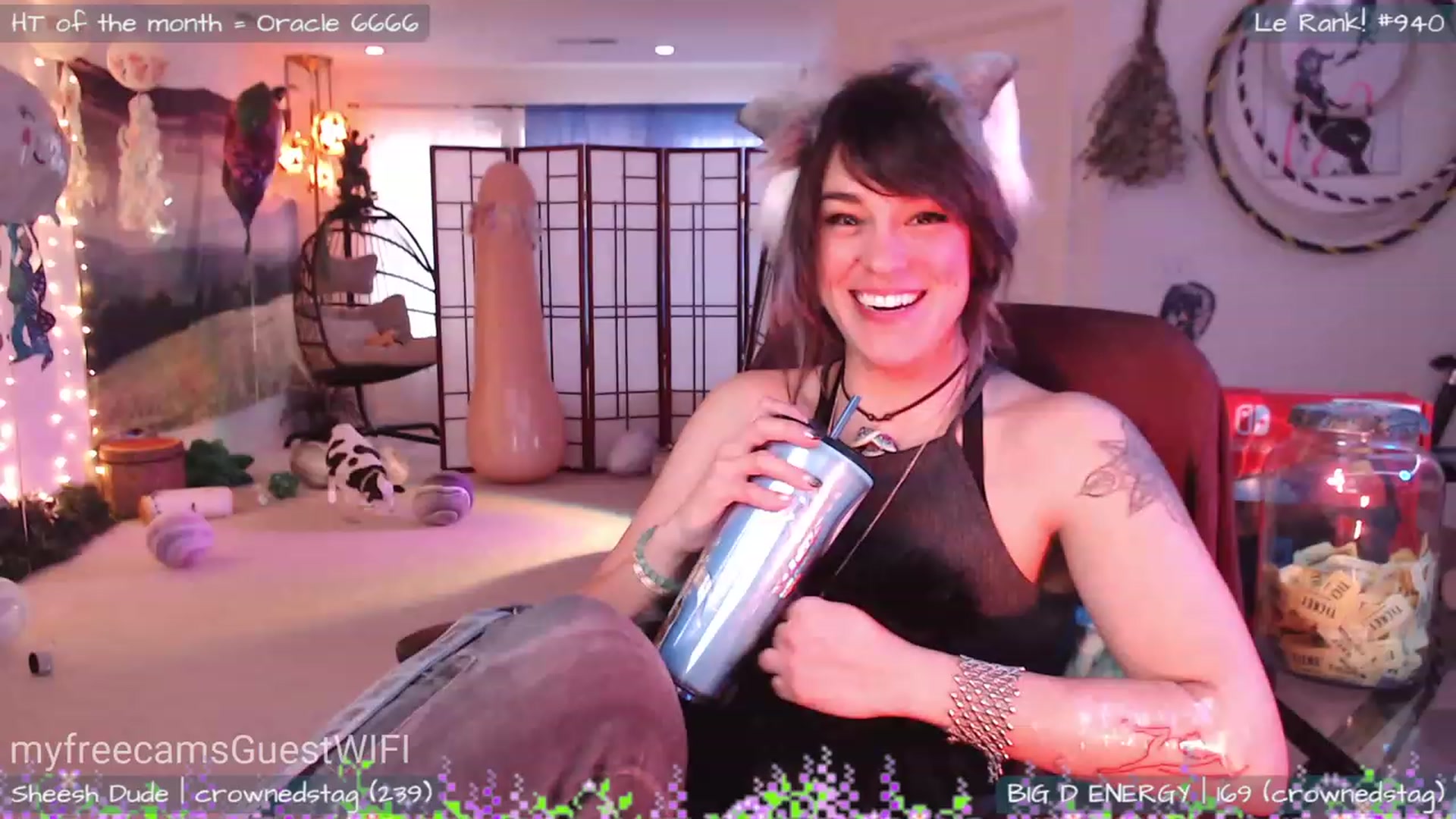 Gallery image thumbnail from GuestWIFI's myfreecams stream on, 03/16/2023, 01:58 image 6 of 20