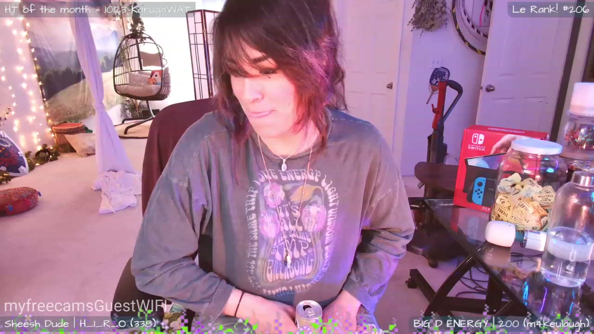 Gallery image thumbnail from GuestWIFI's myfreecams stream on, 04/14/2023, 22:46 image 11 of 20