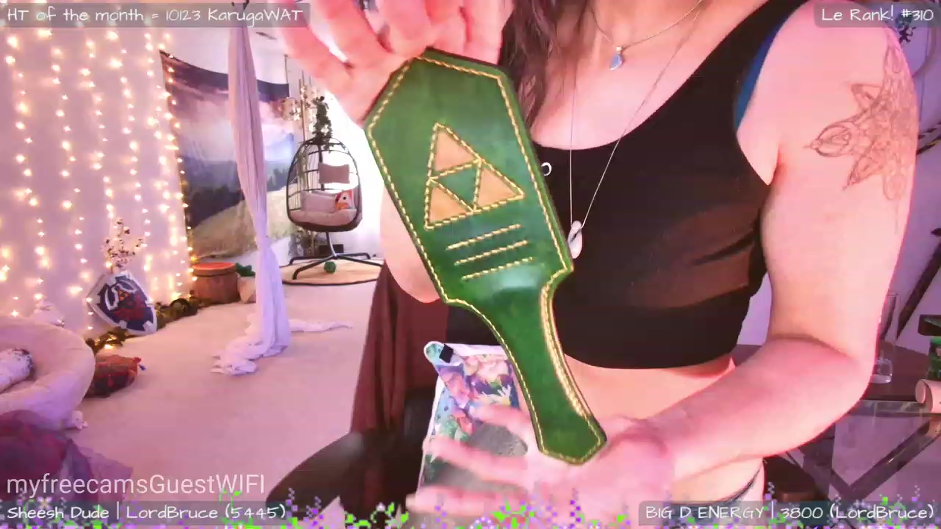 Gallery image thumbnail from GuestWIFI's myfreecams stream on, 04/29/2023, 22:24 image 1 of 20