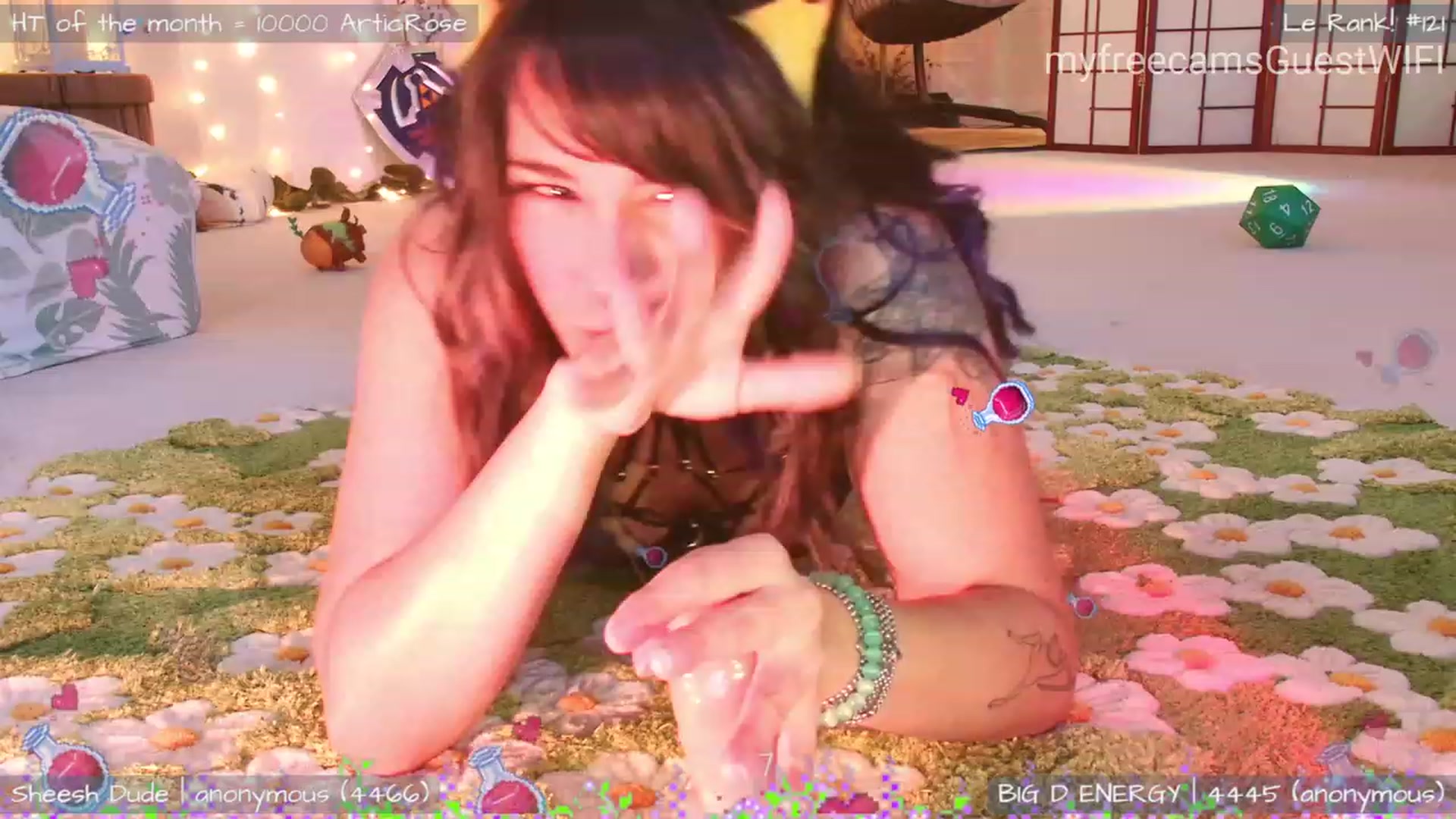 Gallery image thumbnail from GuestWIFI's myfreecams stream on, 06/11/2023, 03:59 image 18 of 20