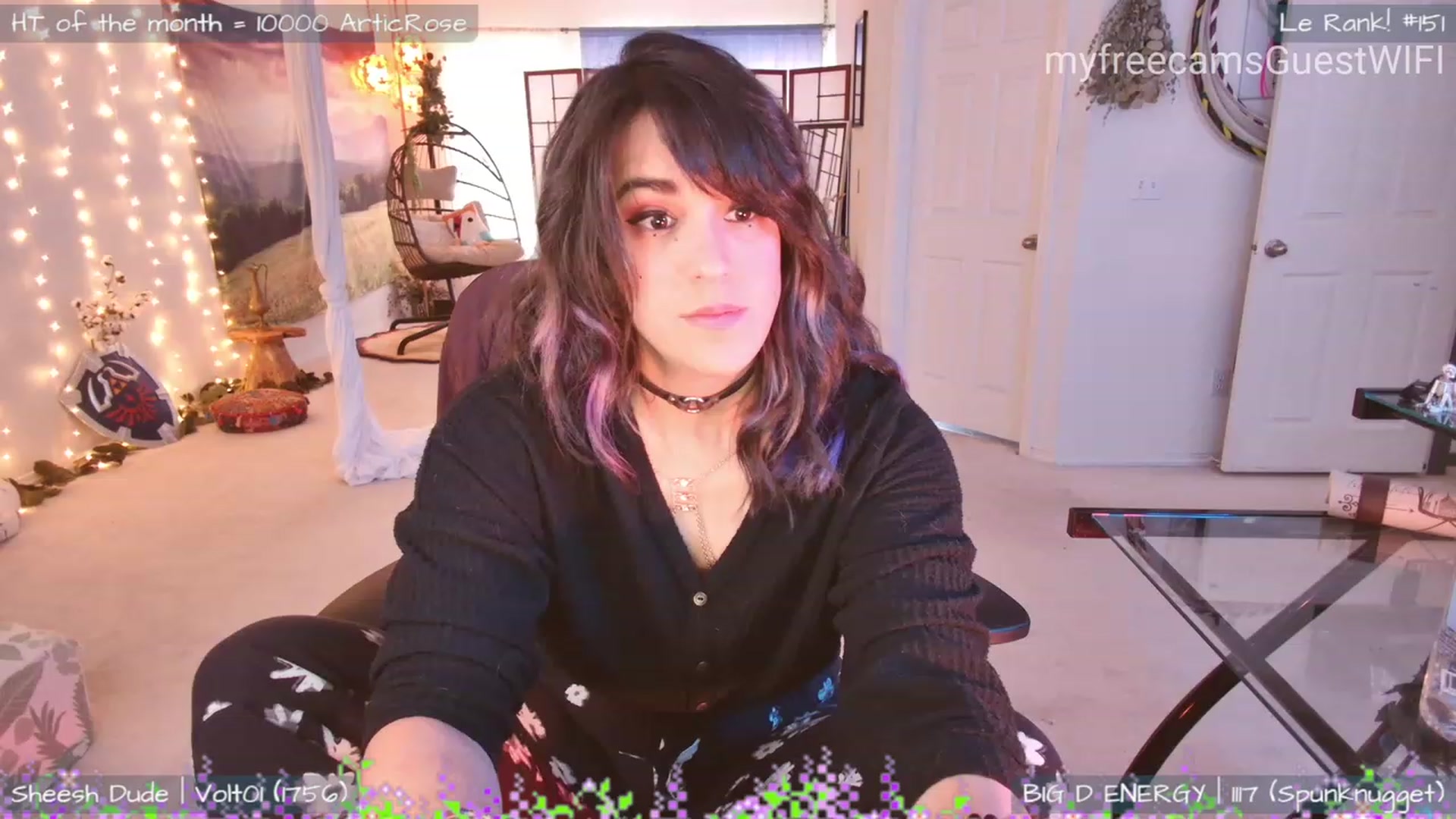 Gallery image thumbnail from GuestWIFI's myfreecams stream on, 06/17/2023, 02:07 image 5 of 20