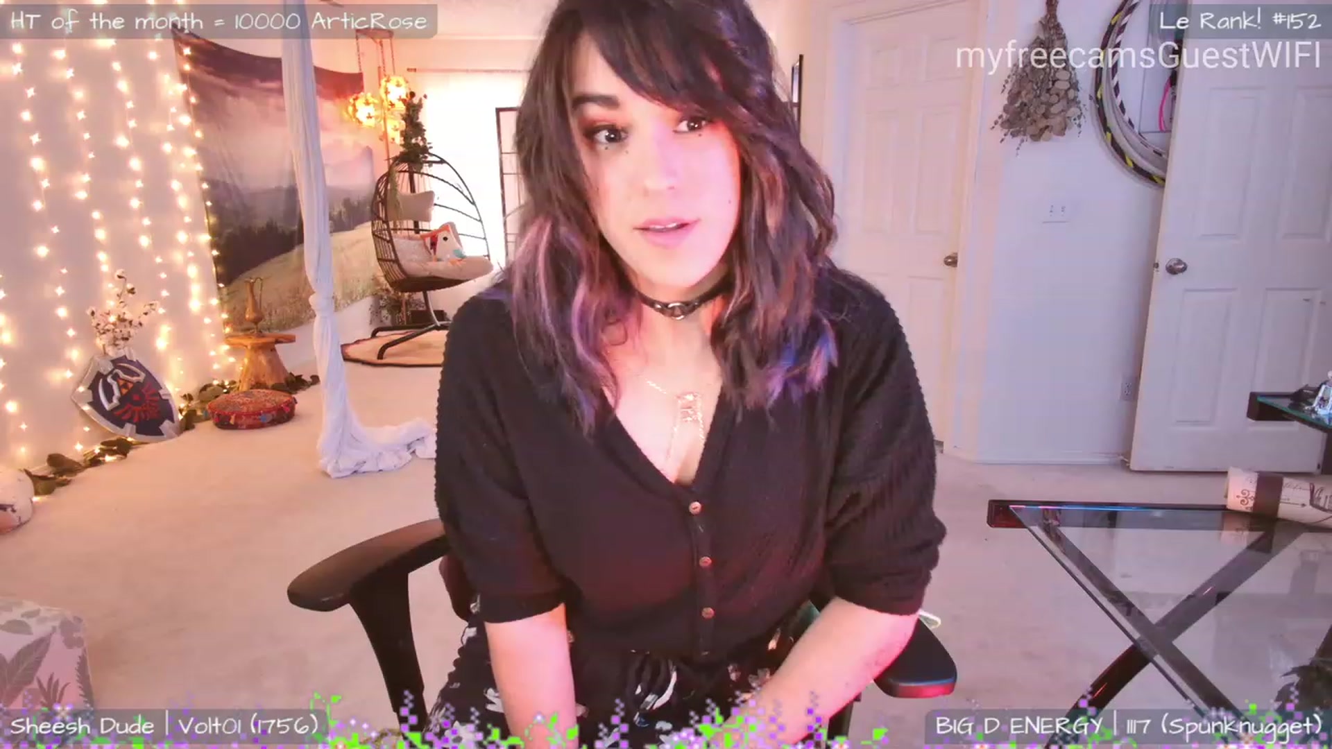 Gallery image thumbnail from GuestWIFI's myfreecams stream on, 06/17/2023, 02:07 image 20 of 20
