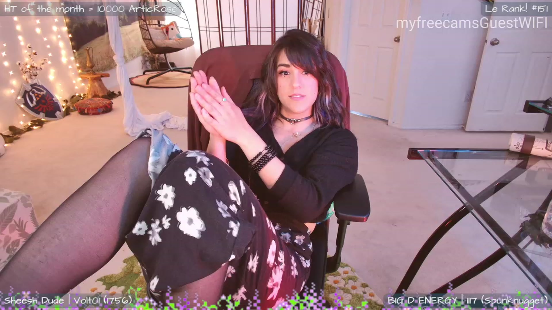 Gallery image thumbnail from GuestWIFI's myfreecams stream on, 06/17/2023, 02:07 image 7 of 20