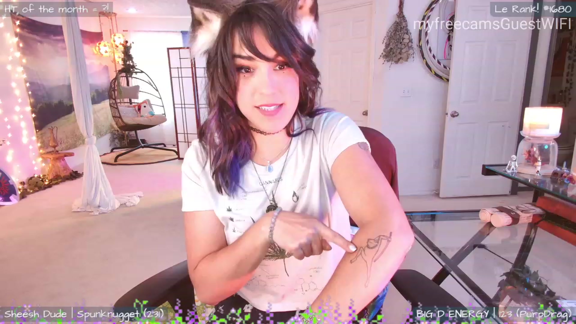 Gallery image thumbnail from GuestWIFI's myfreecams stream on, 07/02/2023, 01:03 image 3 of 20