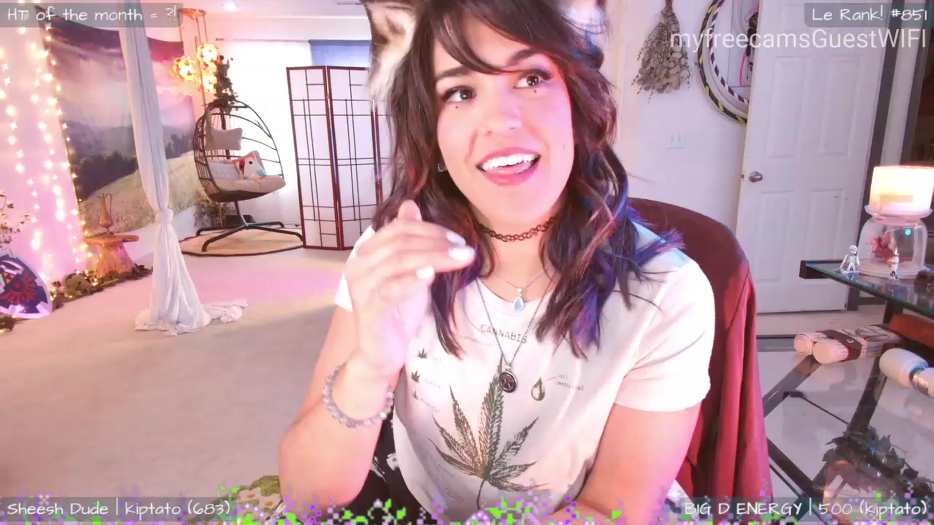 Gallery image thumbnail from GuestWIFI's myfreecams stream on, 07/02/2023, 01:03 image 16 of 20